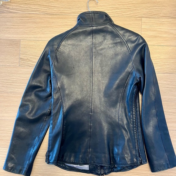 LEATHER JACKET by GUESS! Women’s,  Vintage, Size Small, blk w/ silver lining - Picture 2 of 10